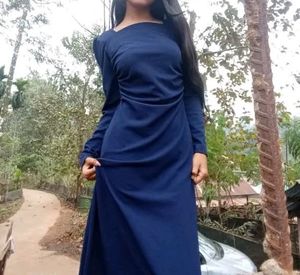 Elegant Navy Dress with Bow Detail