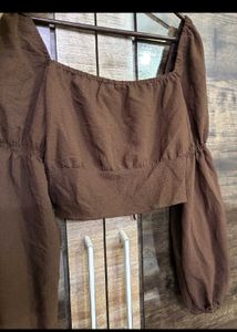 Brown Tie-Front Puff Sleeve Top