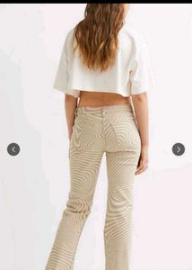 H&amp;M Divided low rise flared trousers beige swirl✨️