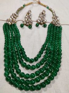 Elegant Kundan Necklace with Green Beads