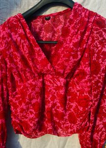 Chic Floral Print Ruched V-Neck Top 💗🛍️