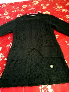 black woolen sweater for women