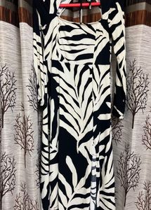 H&amp;M SQUARE-NECK JERSEY DRESS