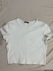 zara Classic White Cropped T-Shirt