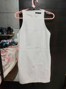 Classic White Sleeveless Dress