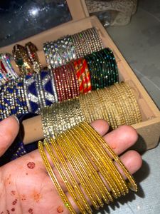 bangle set or kade setin 2'6 size