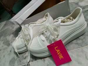 ✨White Lace & Pearl Accent Sneakers