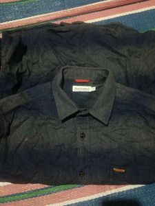 Shirt by Hush puppies