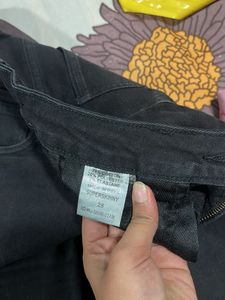 Classic Black Skinny Jeans