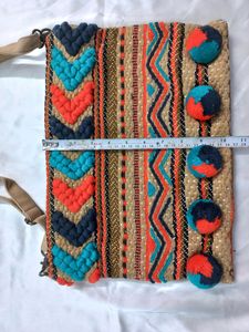 America &amp; beyond pom-pom  bag