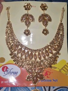 Women's Gold Jewelry Set