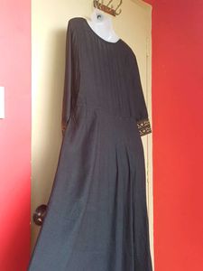 Elegant Black gown with Red Dupatta