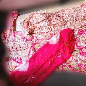 Beautiful Pink Floral Ethnic Gown