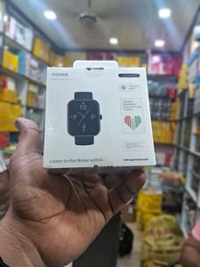 NOISE SMART Watch WITH B.T CALLING