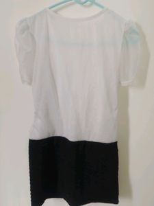 Clearance Sale 🎉 Savage White &amp; Black Top