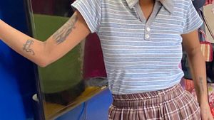 Grey And Blue Strip Tshirt #womanwear #tshirt #womantshirt