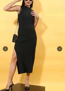 Sleek Black Maxi Dress with Slits