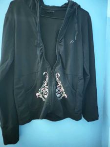 Black Zip-Up Body-Fit Hoodie