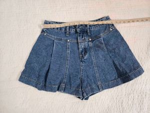 Denim Pleated Skirt Shorts waist 30