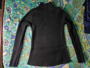 Black highneck