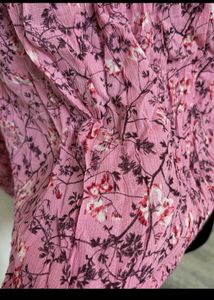 Beautiful Flowy Floral Print V-Neck Top