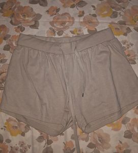 Lady Charm Shorts 🌷