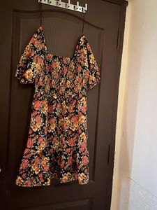 Chic Floral Smocked Top