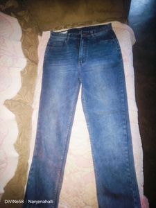 a beautiful denim jeans