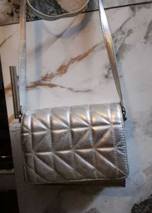 Chic Silver Quilted Crossbody Bag