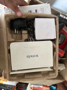 Tenda D303 Unused Router