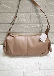 Minimalist Shoulder Bag 🤍