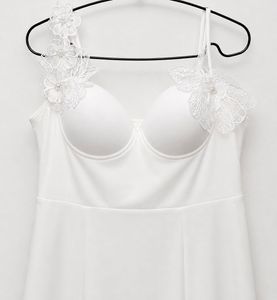 SAVANA Applique Bodycon Dress