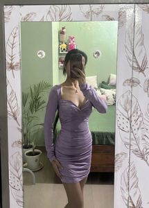 V-neck bodycon dress