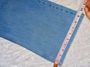 Straight Fit Jeans 👖