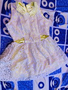 Stylish Cut-Out Lace Dress