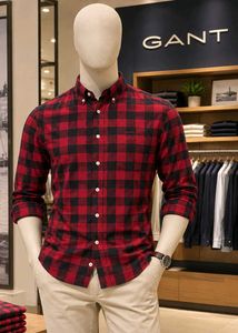 GANT Men's Red Plaid Button-Down Shirt