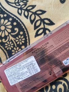 Revolution Eyeshadow Palette