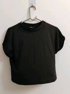 Classic Black Cropped T-Shirt- New