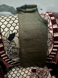 11. Men's Sleeveless V-Neck Sweater Vest