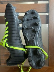 Spartan foot ball boot , Shoes