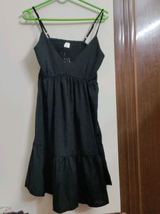 SSS brand, Black Cocktail Dress. Speghetti Strap Unused Black Dress, Suitable For Beach, Party, Cocktail Wear