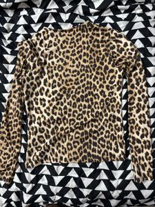 Leopard Print Long Sleeve Top