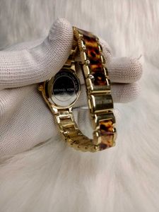 Mk stylish lady With premium quality stainless ste