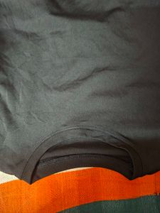 Fitted Black Short Sleeve Gym T-Shirt