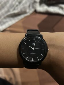 Classic Black Q&amp;Q Quartz Watch