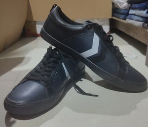 Red Tape Men Casual Shoes. Unused. No Coins.