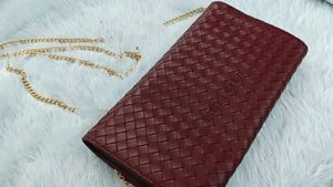Estee Lauder Woven Clutch Wallet