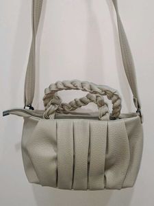 *New*Stylish Pleated Handbag with Chain Detail