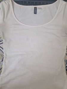 H&amp;M White Long Sleeve Scoop Neck Top