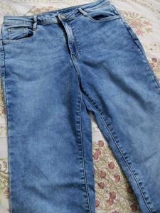 Kraus Blue Denim botcut high waist Jeans